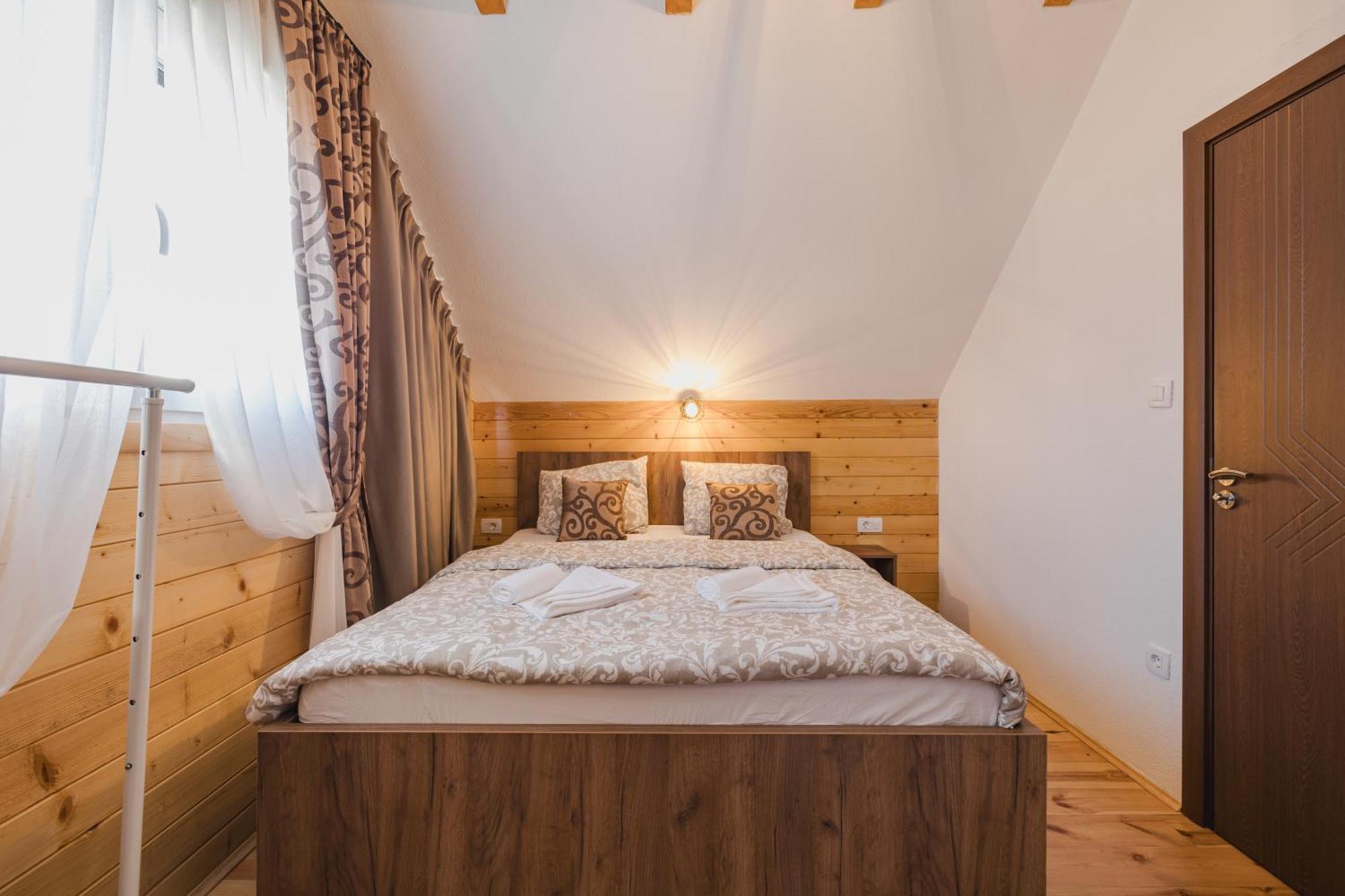 Mountain House Ivanovic Moticki Gaj Extérieur photo